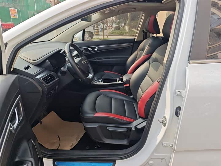 Фото 15 - Geely Emgrand GS