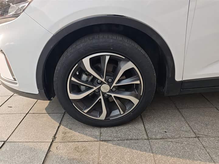 Фото 23 - Geely Emgrand GS