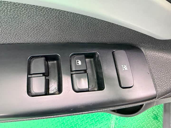 Фото 10 - Kia KX1