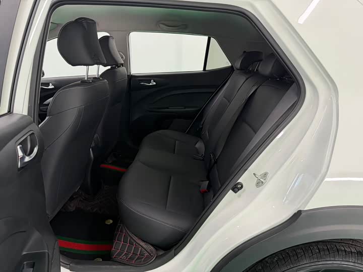 Фото 7 - Kia KX1