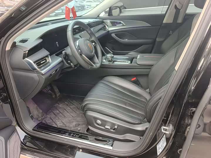 Фото 7 - Hongqi H5