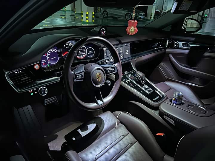 Фото 4 - Porsche Panamera