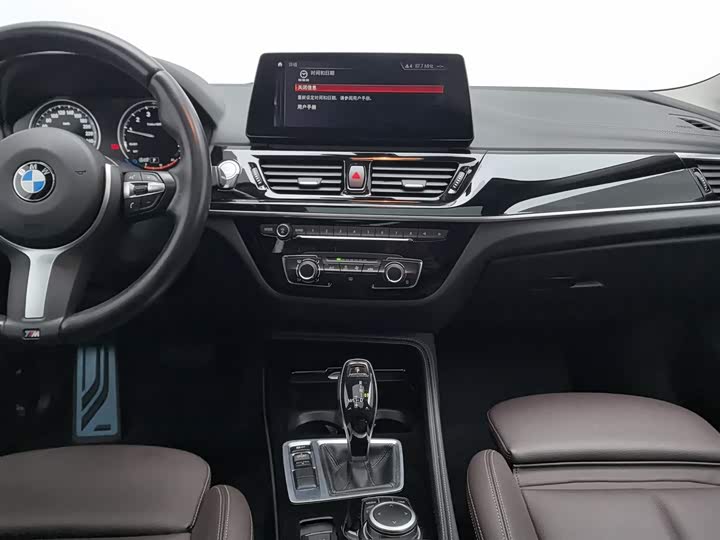 Фото 12 - BMW 1 Series