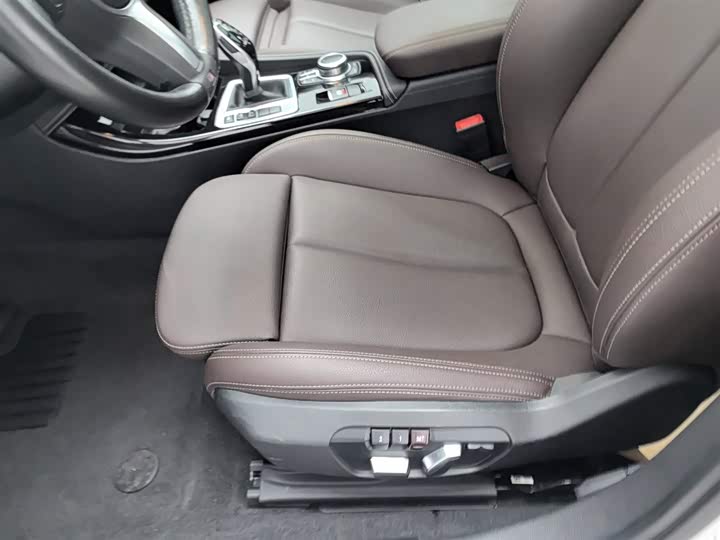 Фото 20 - BMW 1 Series