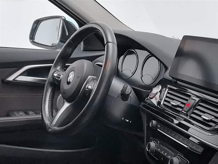 Фото 22 - BMW 1 Series