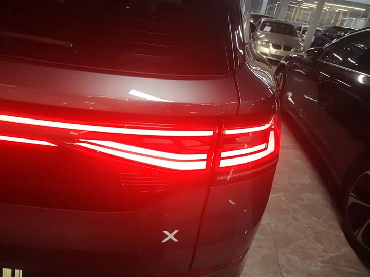 Фото 8 - Volkswagen ID.6 X