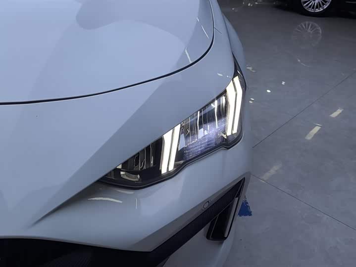 Фото 5 - GAC Trumpchi Empow R