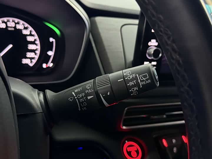 Фото 9 - Honda Odyssey