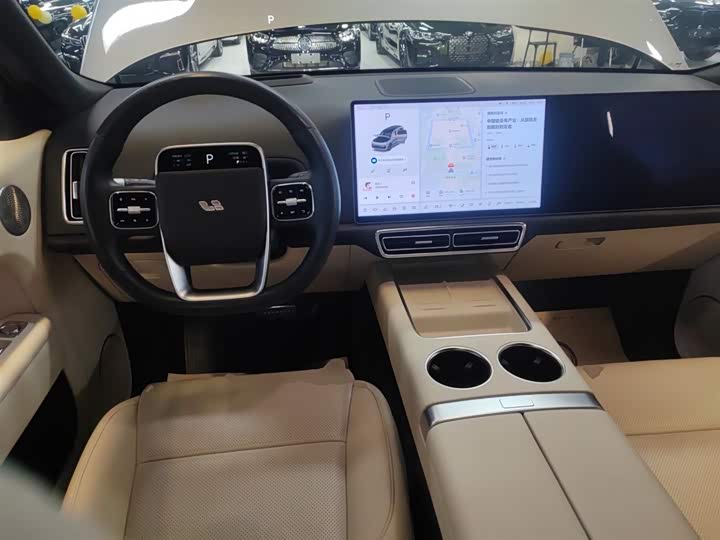 Фото 10 - LiXiang L9