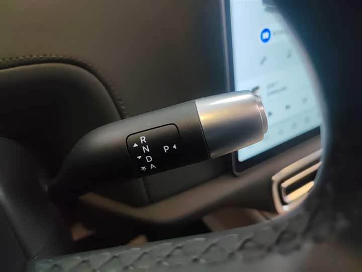 Фото 14 - LiXiang L9