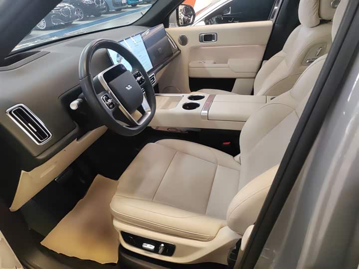 Фото 15 - LiXiang L9