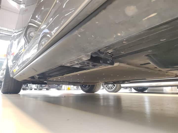 Фото 22 - LiXiang L9