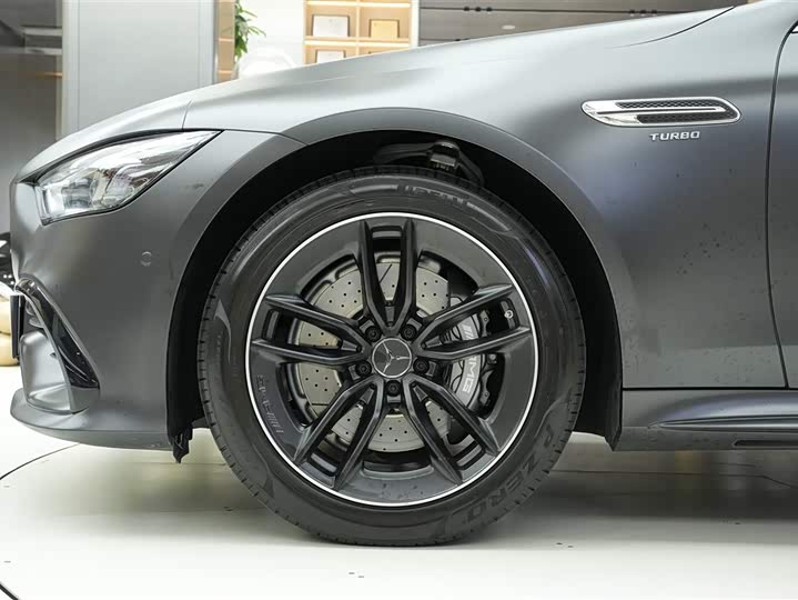 Фото 22 - Mercedes-Benz AMG GT