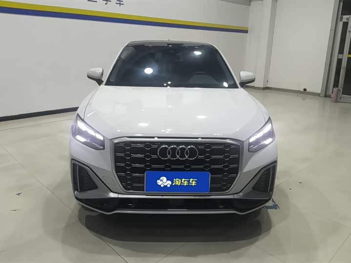 Фото 2 - Audi Q2L