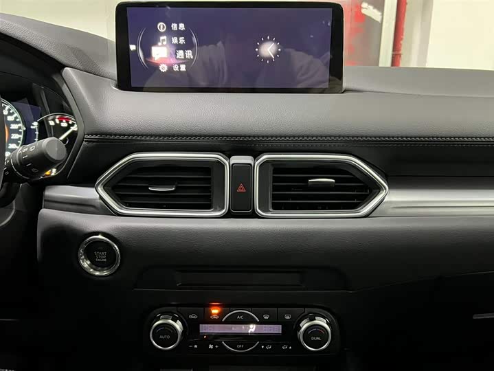 Фото 13 - Mazda CX-5