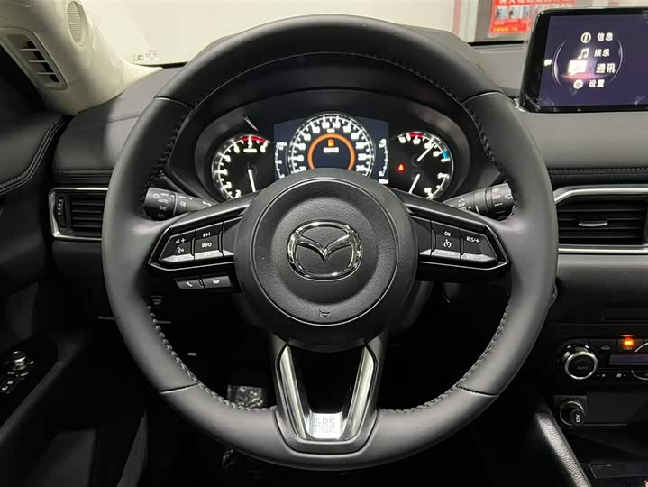 Фото 15 - Mazda CX-5