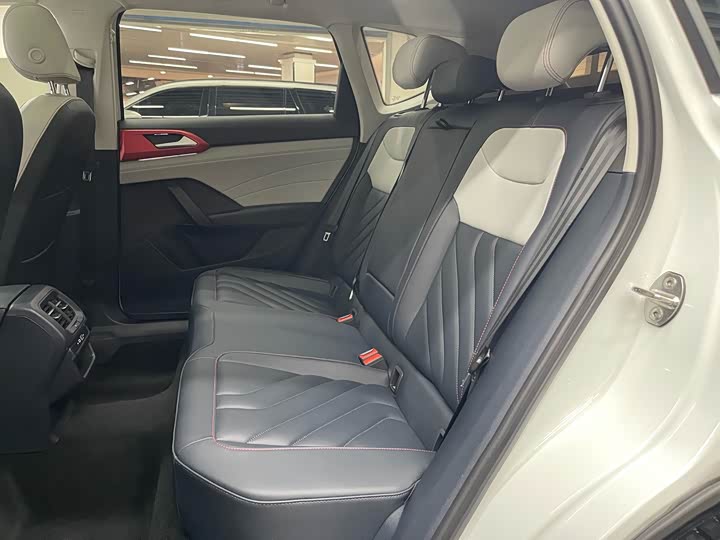 Фото 17 - Volkswagen Tharu