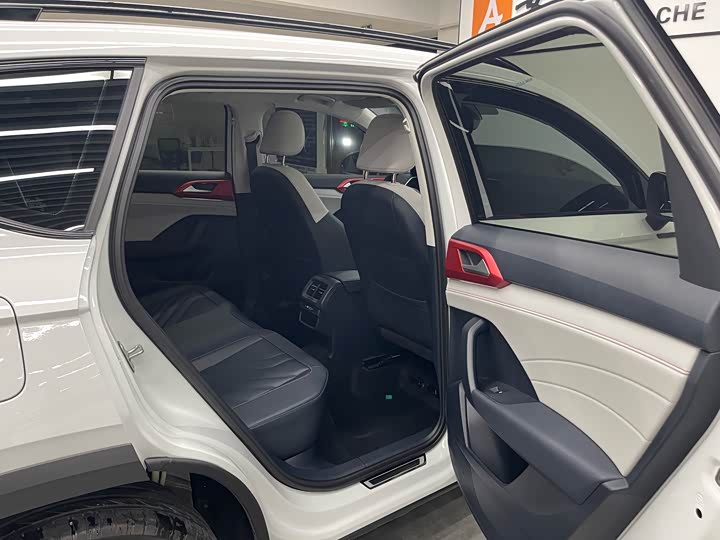 Фото 20 - Volkswagen Tharu