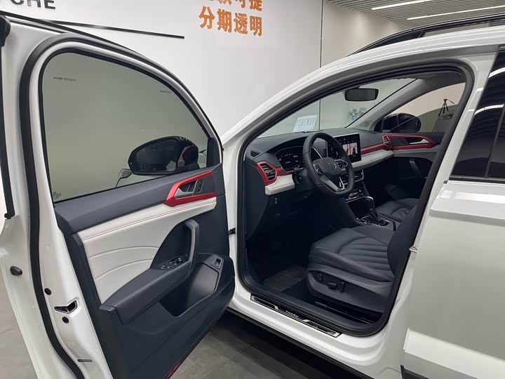 Фото 6 - Volkswagen Tharu