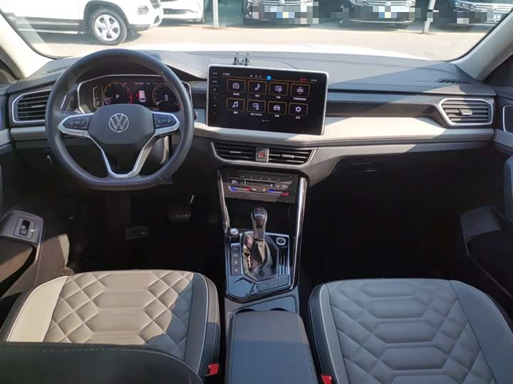 Фото 10 - Volkswagen Tayron