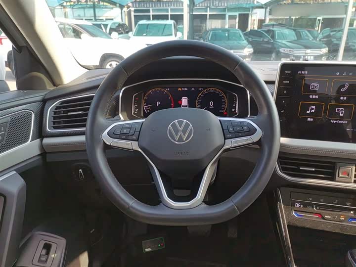 Фото 11 - Volkswagen Tayron