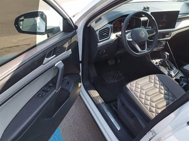 Фото 16 - Volkswagen Tayron