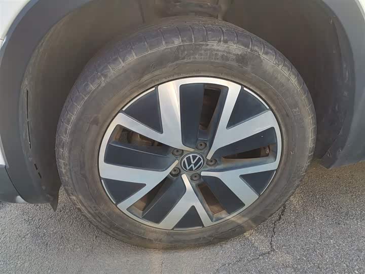 Фото 23 - Volkswagen Tayron