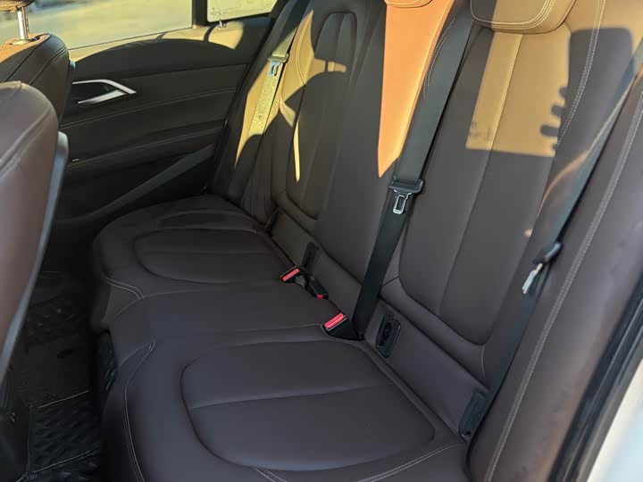 Фото 10 - BMW 1 Series