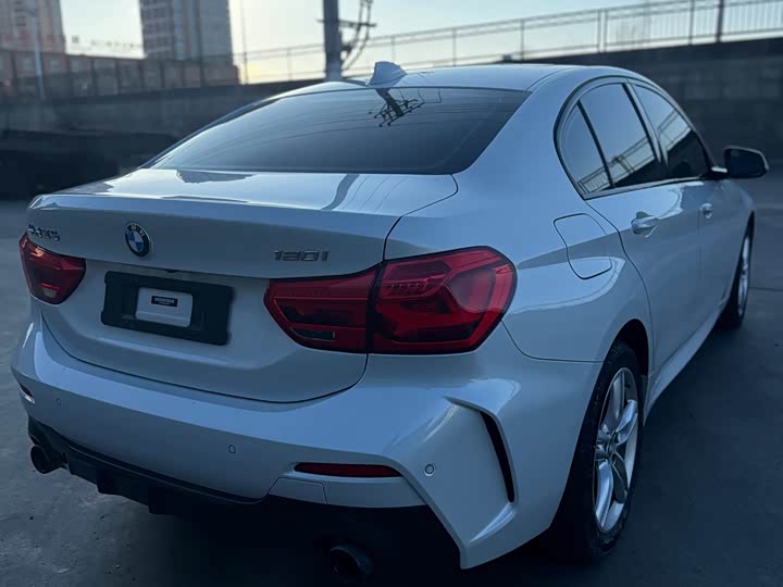 Фото 20 - BMW 1 Series