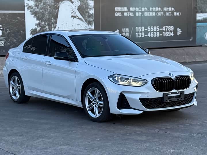 Фото 27 - BMW 1 Series