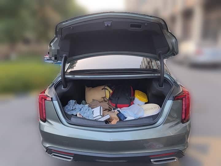 Фото 10 - Cadillac CT5