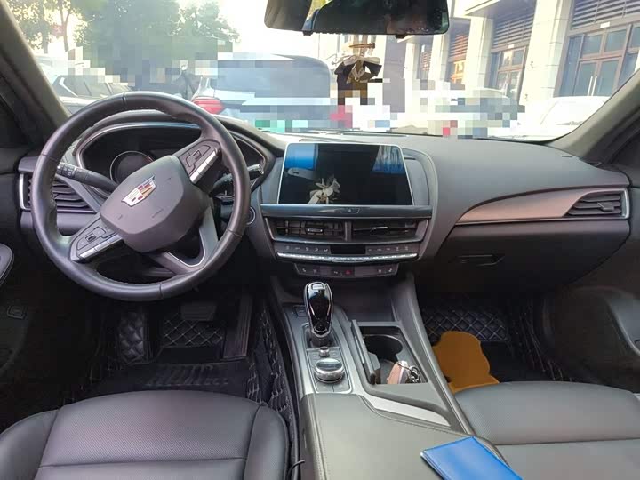 Фото 13 - Cadillac CT5