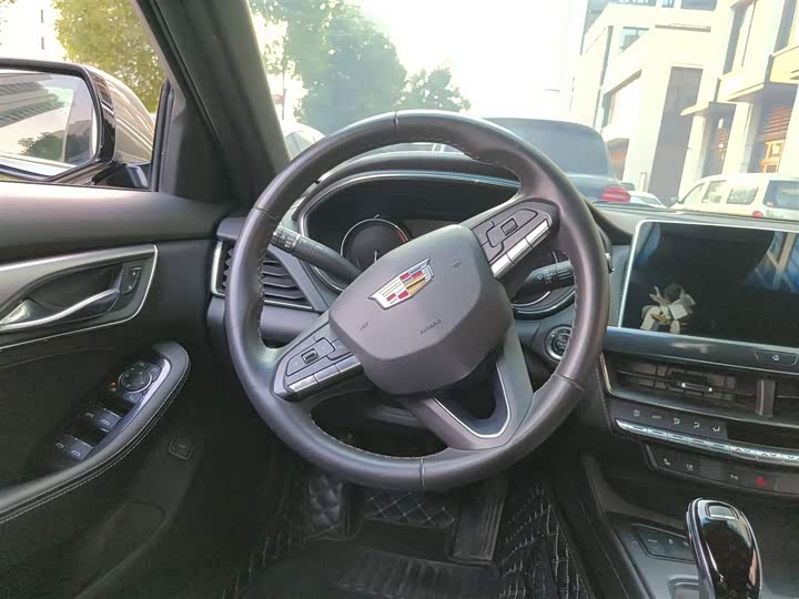 Фото 3 - Cadillac CT5