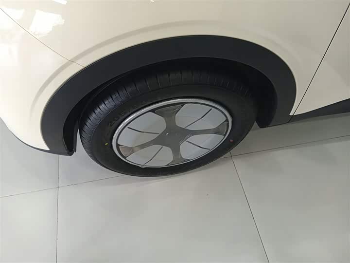 Фото 25 - Geely Galaxy Geome