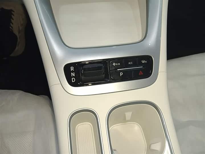 Фото 6 - Geely Galaxy Geome