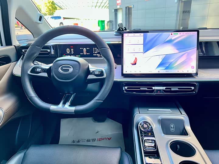 Фото 11 - GAC Trumpchi E8