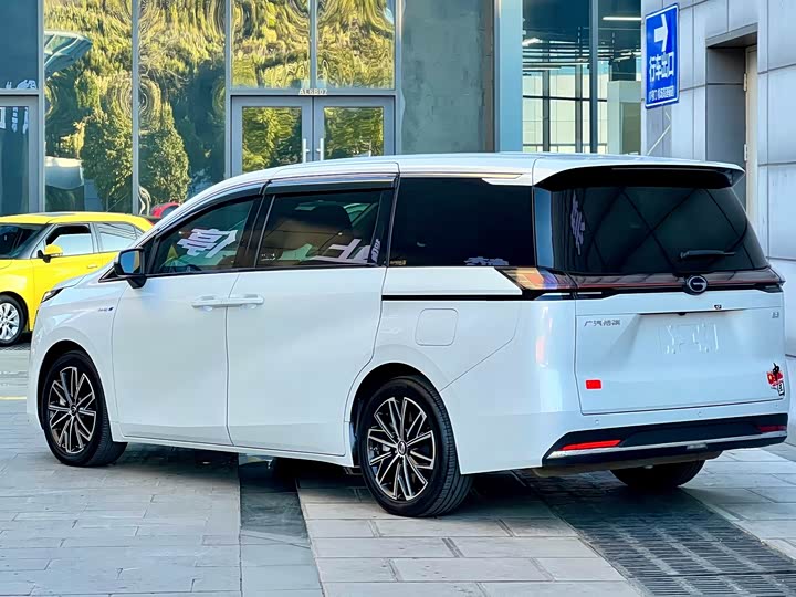 Фото 5 - GAC Trumpchi E8