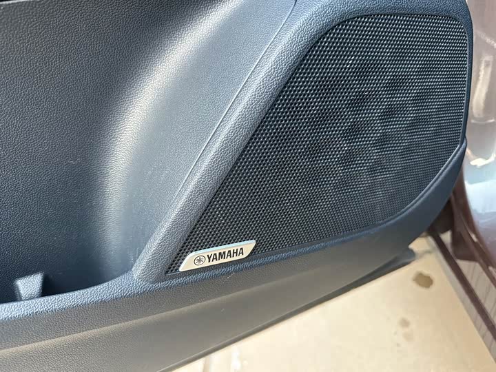 Фото 14 - MG Motor One