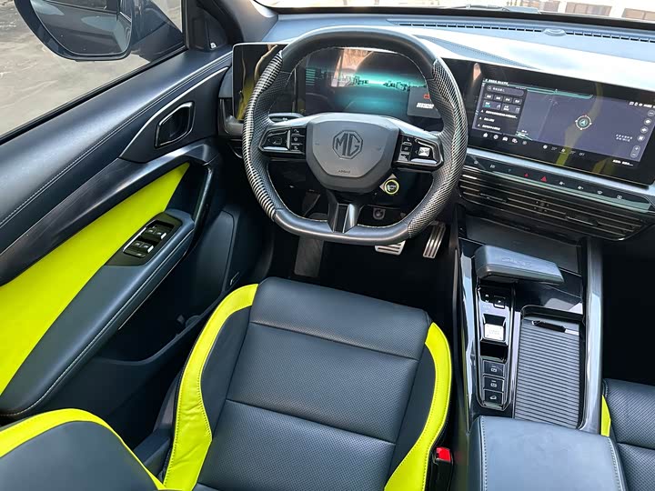 Фото 9 - MG Motor One