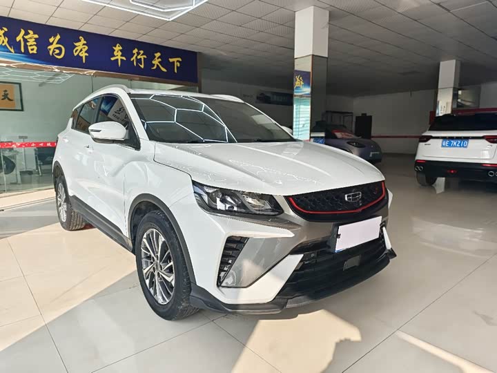 Фото 3 - Geely Coolray