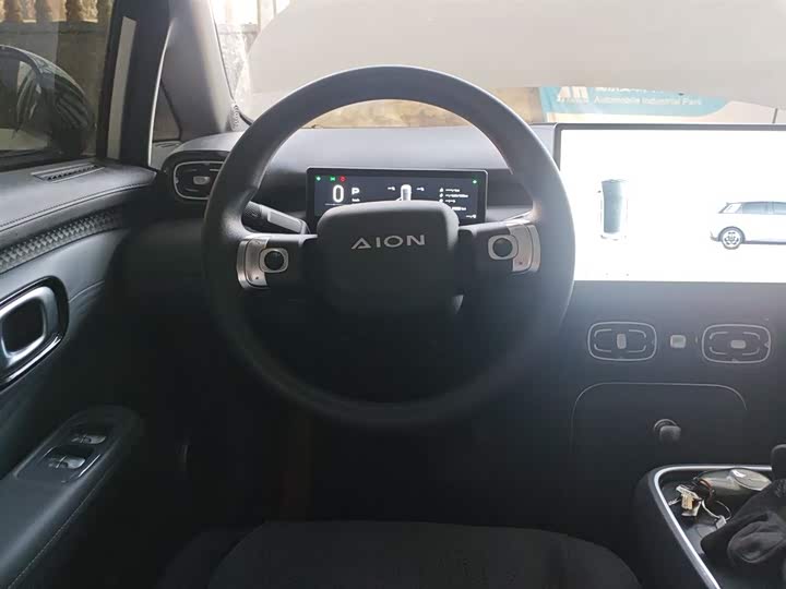 Фото 11 - GAC Aion UT