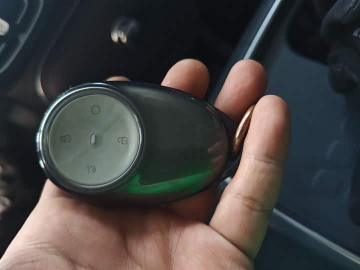 Фото 9 - GAC Aion UT