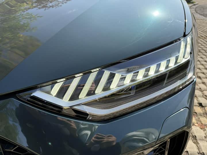 Фото 16 - Audi A7L