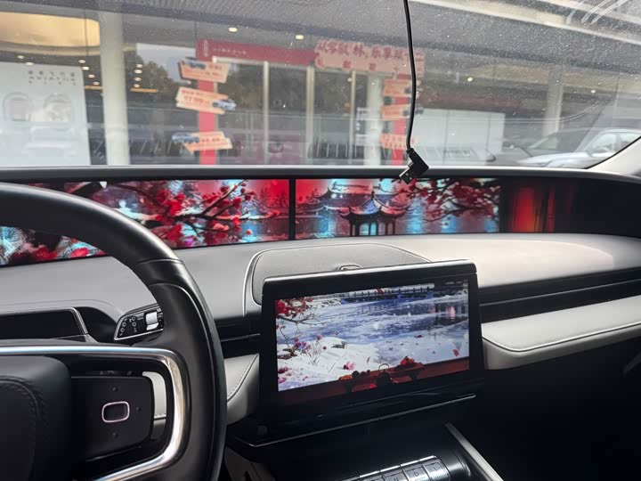 Фото 10 - Lincoln Nautilus