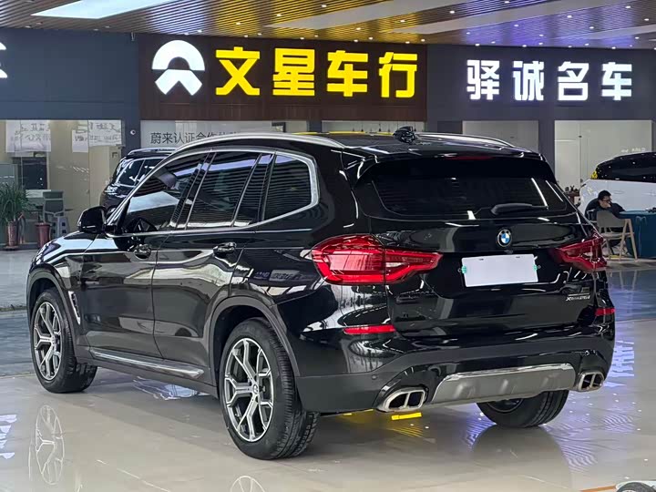 Фото 13 - BMW X3