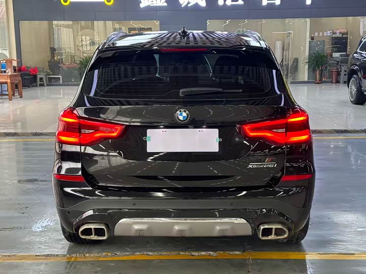 Фото 14 - BMW X3