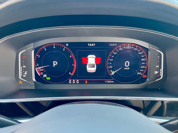 Фото 17 - Volkswagen Passat