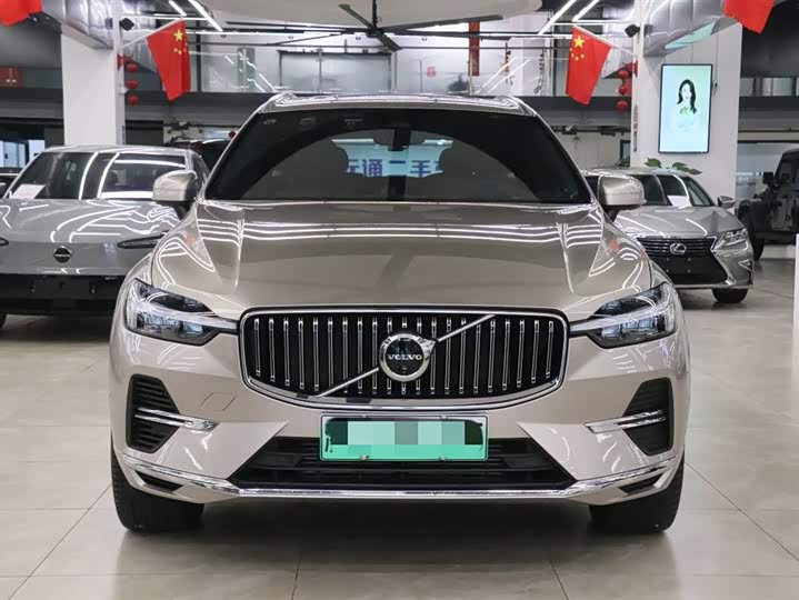 Фото 2 - Volvo XC60 Hybrid
