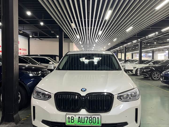Фото 2 - BMW iX3