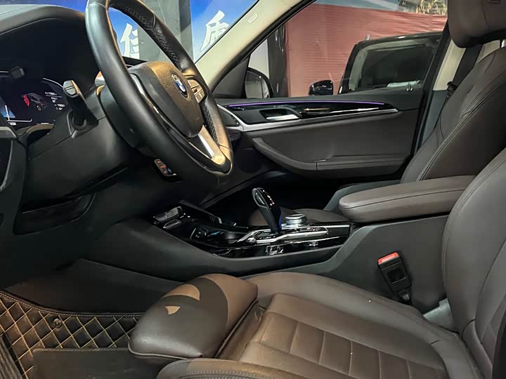 Фото 4 - BMW iX3